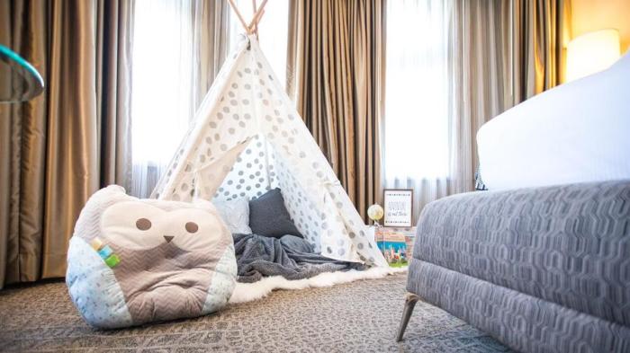 Hotels with safe play zones for children
