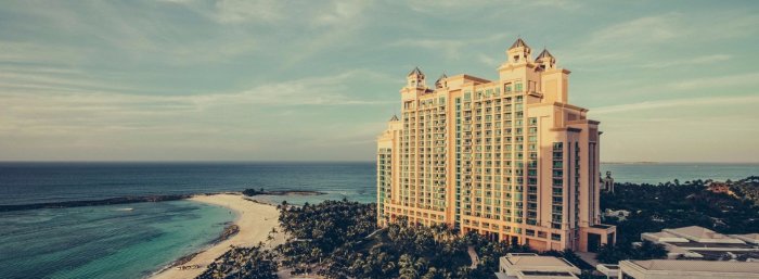 Hotels near hiking trails